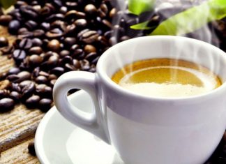 Online găsești aparate de preparat cafea ideale și convenabile