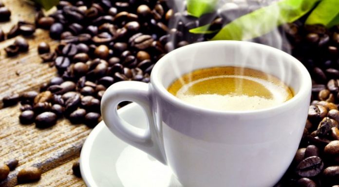Online găsești aparate de preparat cafea ideale și convenabile