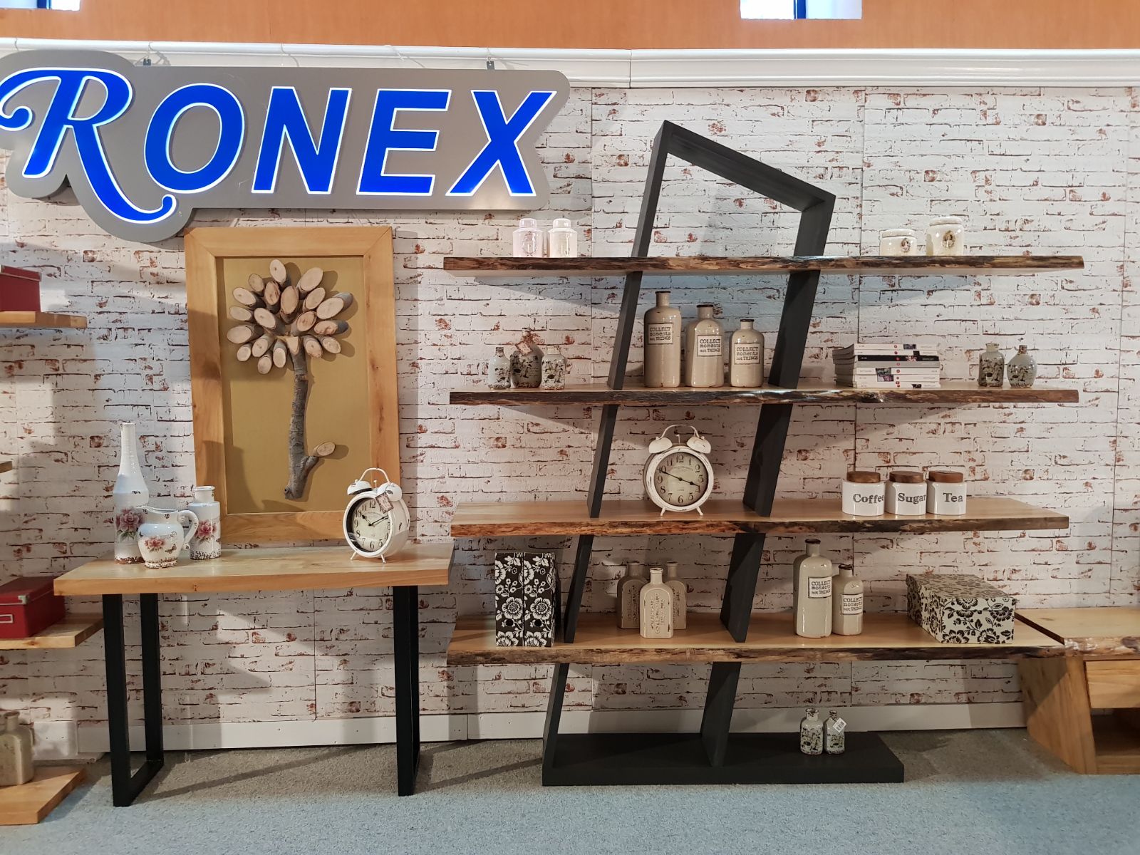 Bible stride Donation Alege RONEX - producător mobilă lemn masiv LA COMANDĂ în Bucureşti şi Ilfov  | e-Bucuresti.ro