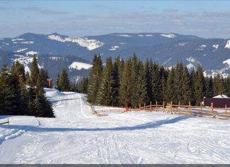 Oferte speciale CRĂCIUN şi REVELION în Bucovina Oferte speciale CRĂCIUN şi REVELION în Bucovina