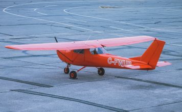 Cât costă să faci o școală de aviație în România? Cât costă să faci o școală de aviație în România?