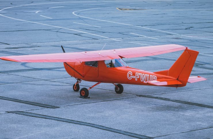 Cât costă să faci o școală de aviație în România? Cât costă să faci o școală de aviație în România?