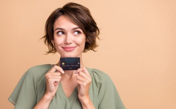 Cum să alegi cel mai potrivit card de cumpărături pentru nevoile tale Cum să alegi cel mai potrivit card de cumpărături pentru nevoile tale