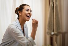 5 reguli de igienă dentară pe care trebuie să le respecți 5 reguli de igienă dentară pe care trebuie să le respecți