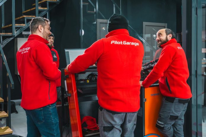 Ghidul cumpărătorului de mașini second hand. De ce verificarea tehnică independentă este singurul pas care contează cu adevărat