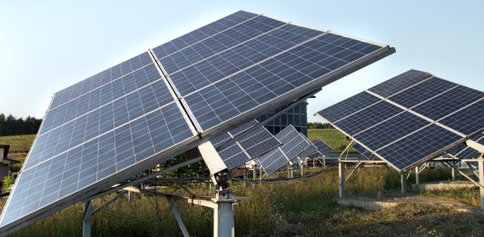Energia produsă acasă: un avantaj care se vede în fiecare lună, explicat de rominstalsolar.ro Energia produsă acasă: un avantaj care se vede în fiecare lună, explicat de rominstalsolar.ro