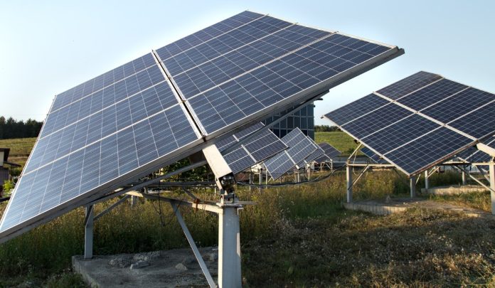 Energia produsă acasă - un avantaj care se vede în fiecare lună explicat de rominstalsolar.ro Energia produsă acasă: un avantaj care se vede în fiecare lună, explicat de rominstalsolar.ro
